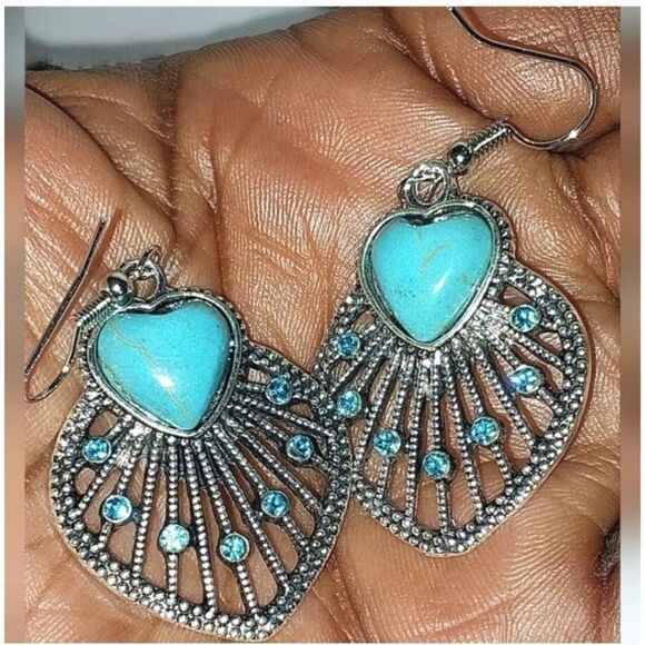 Vintage Ladies Boho Jewelry Set Hollow Leaf Shaped Inlay Heart Shape Stone - Picture 2 of 8